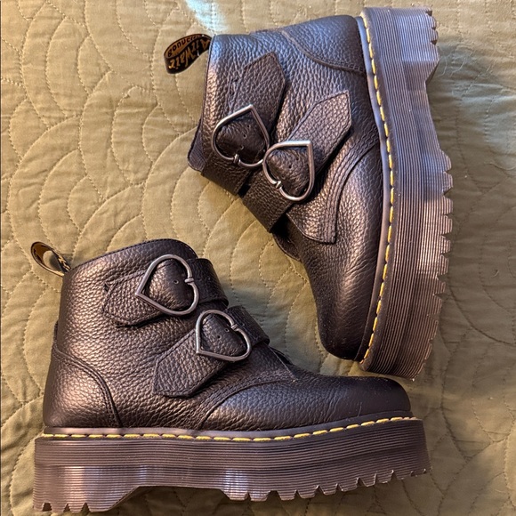 Dr. Martens Shoes - Devon Heart Doc Marten Platform Boots